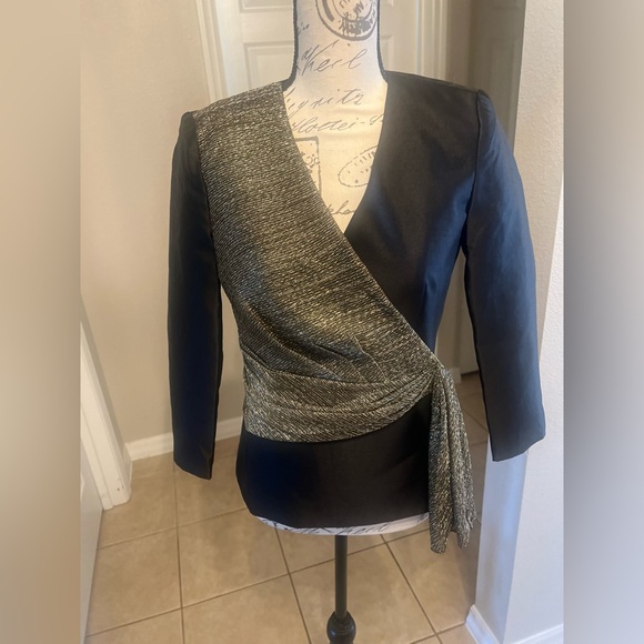 Tahari Arthur S Levine Jackets & Blazers - Tahari Arthur S. Levine Petite Blazer. Black & Gold Wrap Style - Size 2P - BNWT